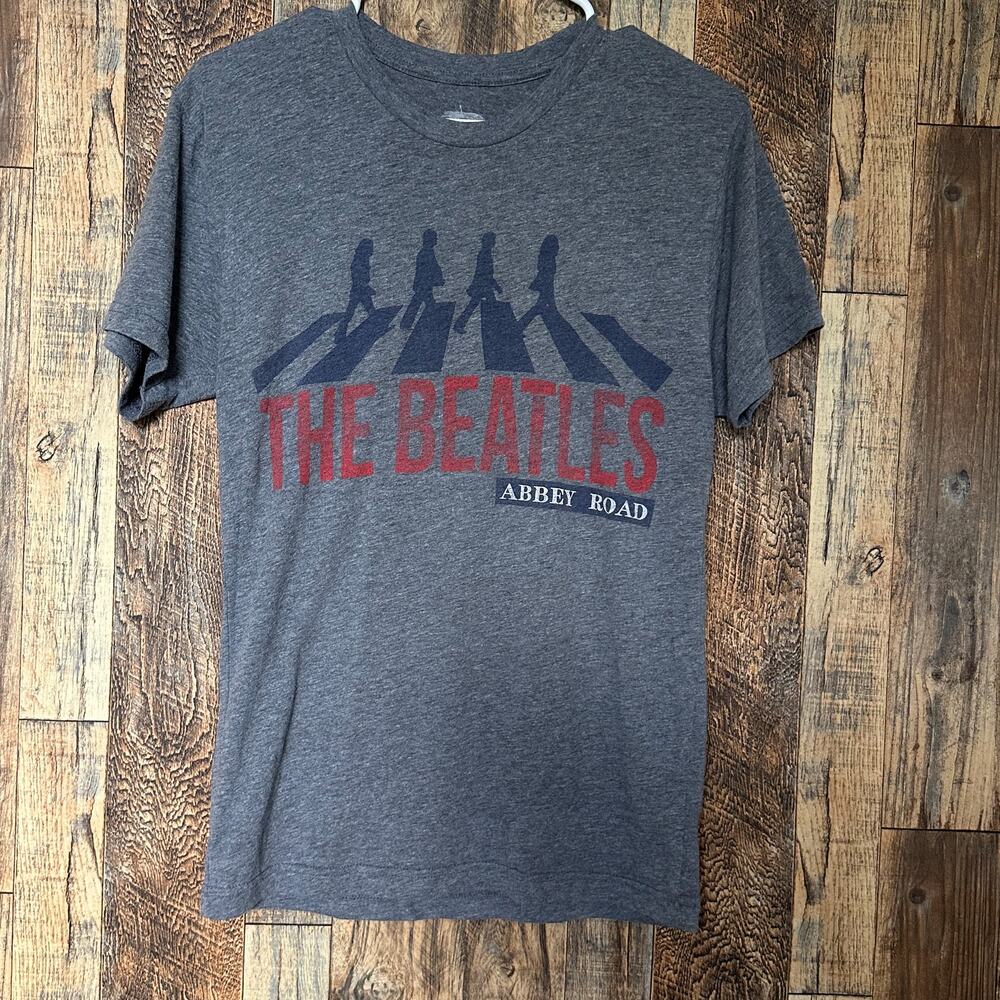 Beatles Abbey Road Grey tee - Size Small